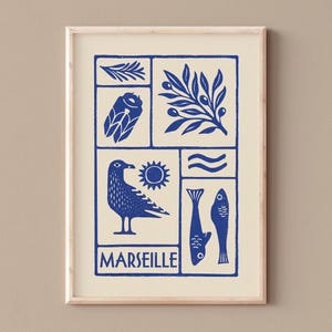 MARSEILLE-PLAKAT, Minimalistisches Deko-Plakat, Gabian, Marseille-Seife, Linolschnitt, Rosmarin, Olivenbaum, Meer, Bäche, Bouillabaisses