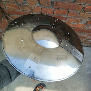 18&quot;Inch Hand Made Shield Buckler 16 GAUGE for Medieval Combat and Hema, Knight Fencing Round Shield Battle Ready Defence