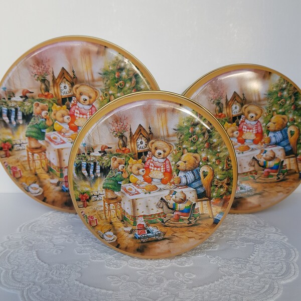 Vintage Christmas Teddy Bears Tin in 3 sizes | Christmas Teddy Bears Biscuit and Cake Tins - Perfect Christmas Gift