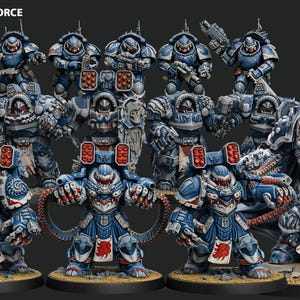 Pode incluir: Uma coleção de 14 modelos em miniatura Wai Tao Strike Force. As figuras são pintadas em tons de azul, branco e vermelho, com detalhes intrincados de armadura. Os modelos estão em bases pretas, com o logotipo Knights of Lunar no canto superior direito.