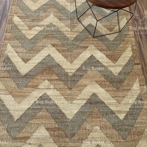 Handwoven Jute Kilim Rug: Geometric Boho Area Rug