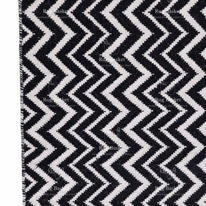 Handwoven Black and White Zigzag Wool Dhurrie Rug: Modern Geometric Flatweave