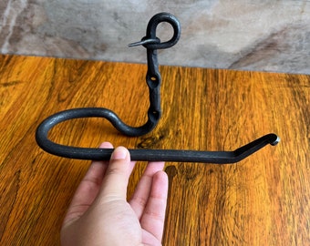 Hand-Forged Iron Knotted Toilet Paper Roll Holder