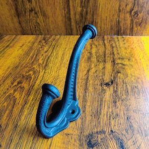 PACK OF 5 Blacksmiths Cast iron Rustic hat and coat hooks vintage retro victorian old antique style coat hooks hanging hooks pegs