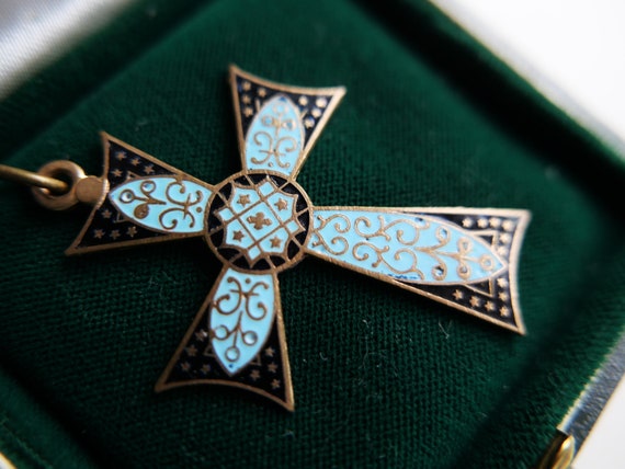 Vintage cross with enamel - beautiful cross penda… - image 8
