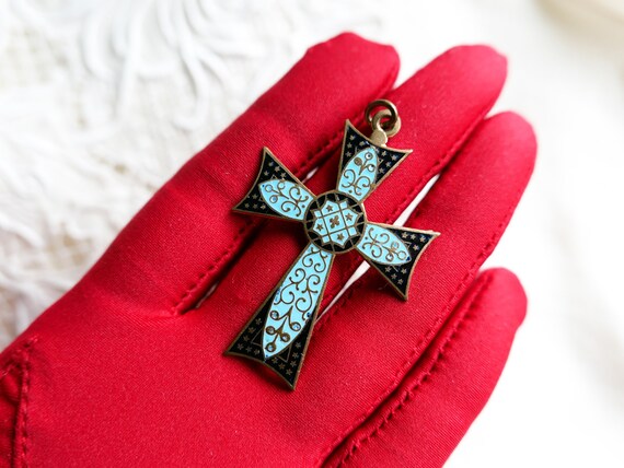 Vintage cross with enamel - beautiful cross penda… - image 2
