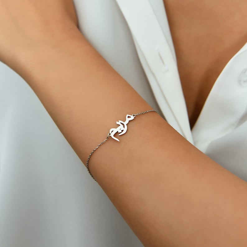 Pulsera de plata con nombre árabe, regalos del Día de las Madres, pulsera personalizada, regalo para mujeres, pulsera minimalista, joyería hecha a mano, pulsera delicada Plata