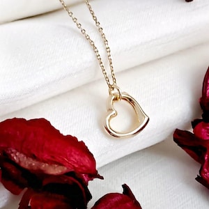 14k Solid Gold Heart Necklace-Dainty  Heart Pendant Necklace-14k Real Gold Minimal Heart Necklace-14kt Real Gold Love Pendant-Gift For Love