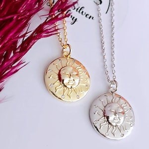 Sunburst-Halskette aus Sterlingsilber: Himmlischer Medaillon-Anhänger