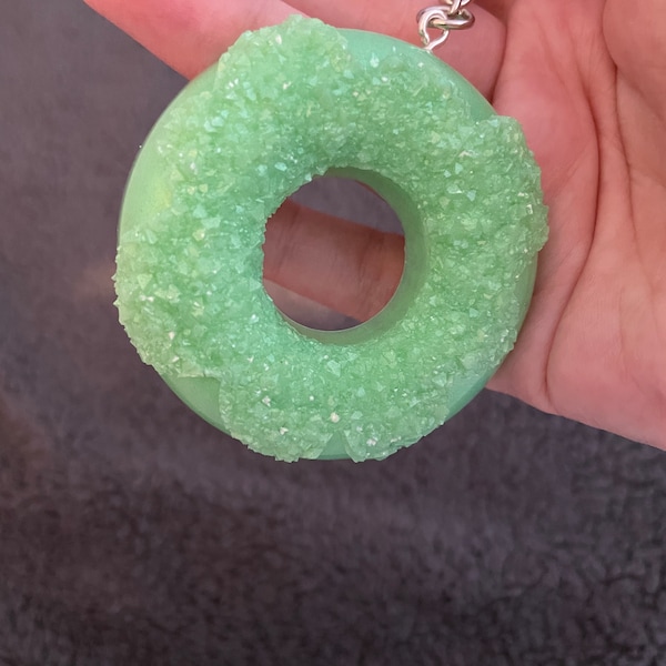 Donut Resin Keyring, Large, Green Shimmer