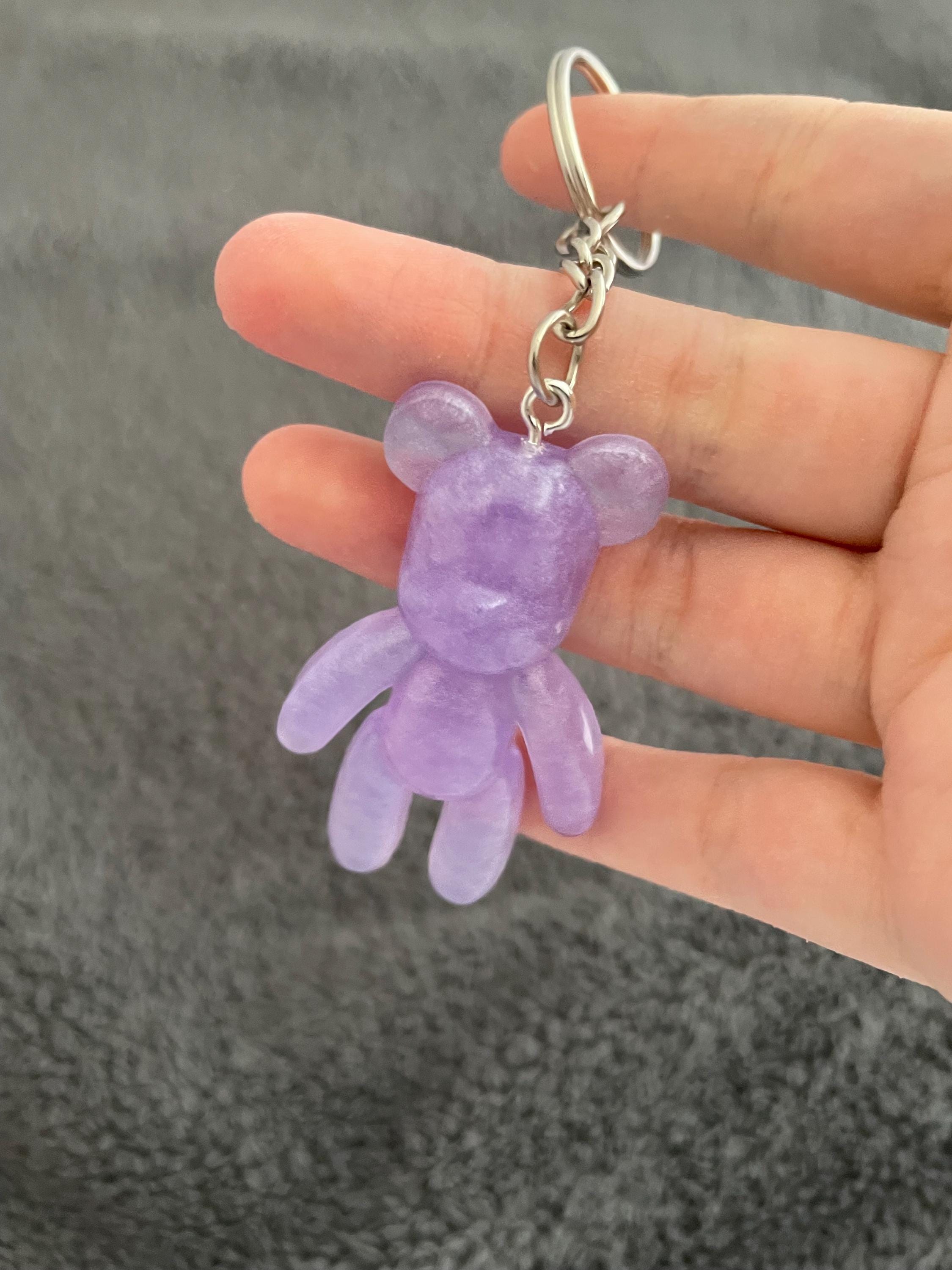 ゆかり テディベアの手作りエポキシ樹脂キーホルダー、ミディアム