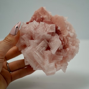 Pink Halite Crystal | Halite Crystal from Searles Lake, Trona California