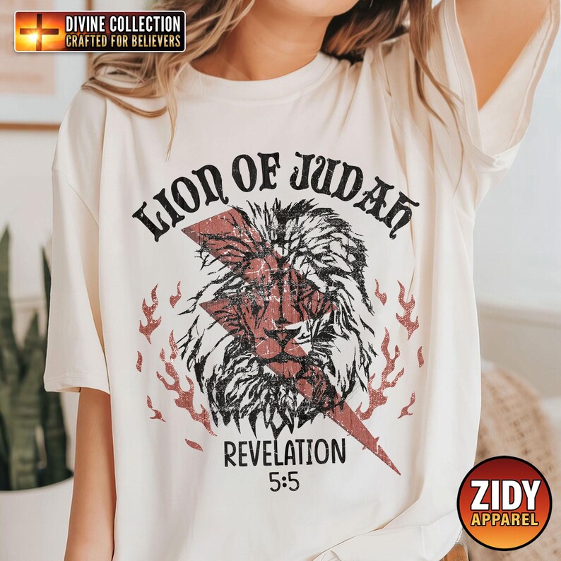 Lion Of Judah Shirt, Christian Shirt, Christian Apparel Shirt, Bible Verse Shirt, Christian Gift Shirt, Religious Shirt 画像 2