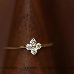 Gift For Mom, Solitaire Flower Ring, 14K White Gold, Gift For Her, 1.56 Ct Simulated Diamond, Delicate Ring For Women's, Birthday Gift, Ring