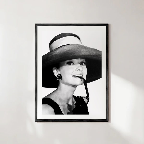 Audrey Hepburn, Vintage Photos, Vintage wall art, Home decor, Classic Celebrity decor, Black and White, Digital Download