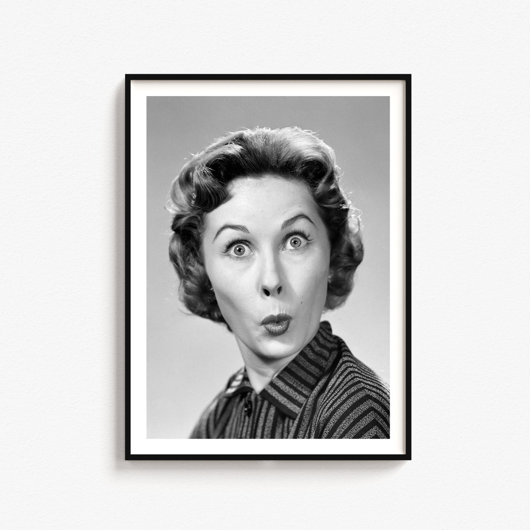 surprised-lady-bathroom-wall-art-toilet-wall-art-nice-butt-etsy