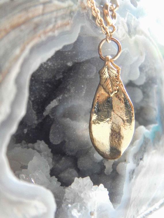 Gold-Dipped Leaf Charm Bracelet - image 8