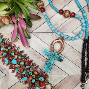 Crystal Pendant Ankh Beaded Necklace with Crystal Chip Bead Bracelet