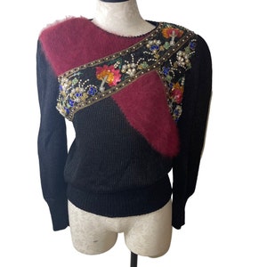 Elizabeth New York Vintage Womens Sweater Size Medium M Black Knit Beaded 1980s 80s Retro Classic Designer Fashion Womens Gift For Women