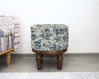 Puf tejido a mano para hogares modernos, reposapiés redondo, asiento cómodo, elegante pieza decorativa, regalo de inauguración de la casa para mujeres.