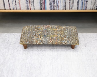 Retro Ottoman Bench, Handmade Turkish Style Footstool with Elegant Patterns, Cozy Small Stool for Bedroom, Living Room, or Study Space