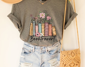 Booktrovert Shirt, Reading Shirt, Librarian Shirt, Bookish Shirt, Book Lover Gift, Book Lover Shirt,  Book Shirt,Bookworm Gift,Teacher Shirt