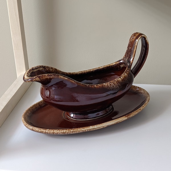 Vintage Hull USA Brown Drip Glaze Gravy Boat and Underplate | Hull USA Pottery | Oven Proof