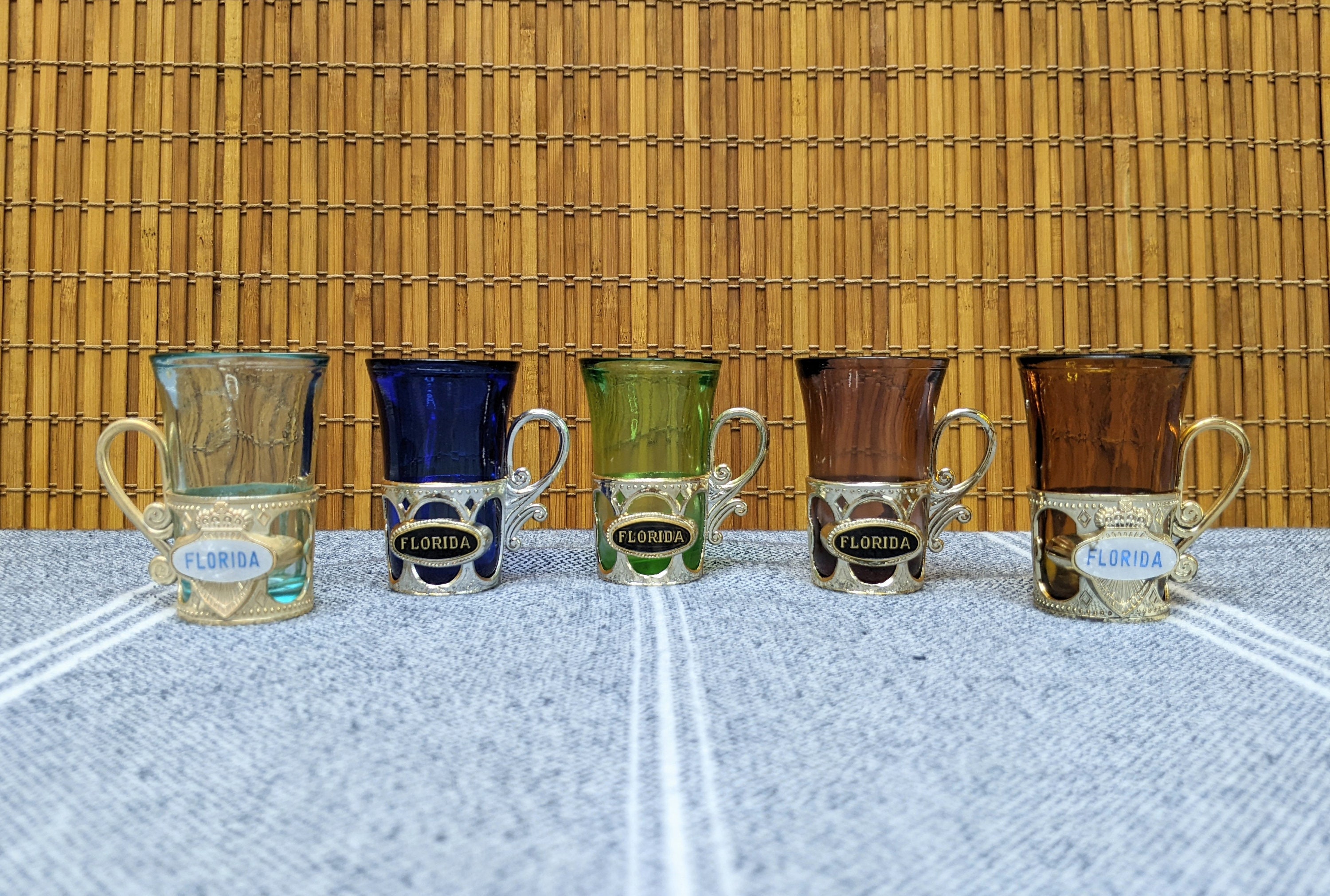 Set of 2 Japanese Style Handmade Shot Glasses Elegant Tea Glasses Flower  Petal Espresso Glasses 