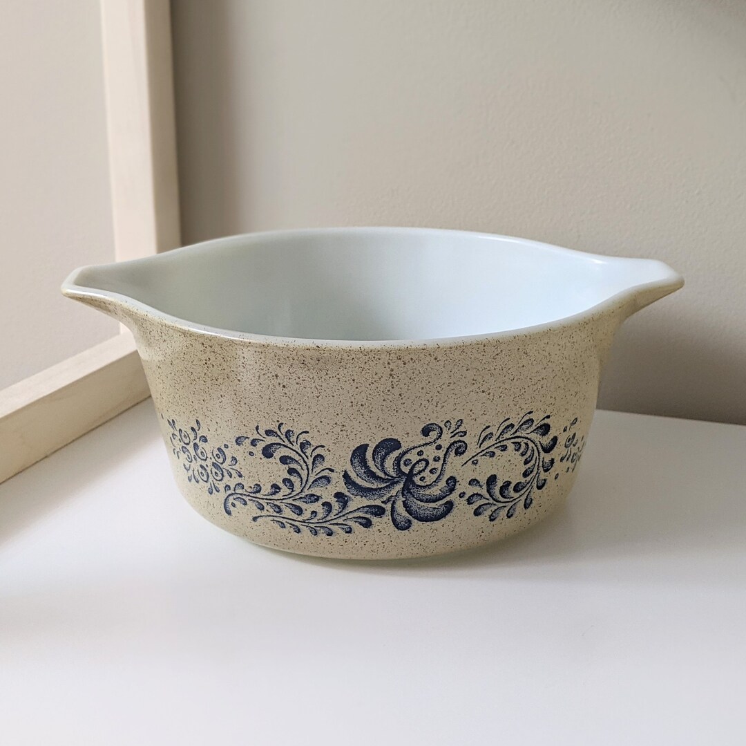 Vintage Blue and Tan Pyrex 474-B Glass Casserole Bowl - Homestead ...