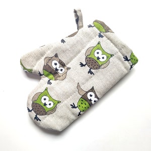 Green owl kids oven glove, linen kids oven mitt,  owl kitchen oven glove for kids