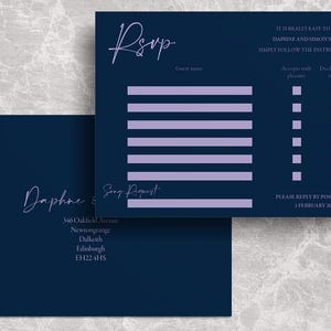 Diepblauwe RSVP-kaart voor bruiloft | Briefkaart antwoord luxe aanwezigheid | Bloemen, romantisch ontwerp | Bedrukte bruiloftsbriefpapier