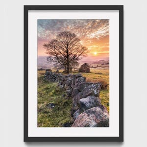Stampa del tramonto in un fienile di campagna • Fotografia paesaggistica del Peak District