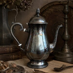 Vintage Leonard Silverplate Coffee Pot Hinged Lid | Elegant Silver Plated Tea Coffee Server | Traditional Colonial Decor | Vintage Dining