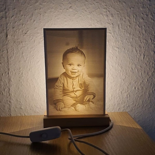 personalisierte Lithophane Lampe mit LED Beleuchtung