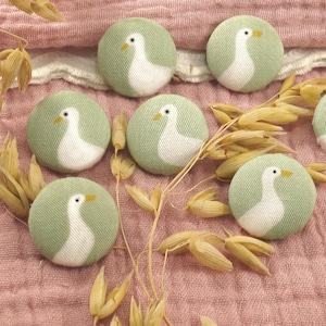 Goose Fabric Buttons Baby Buttons with Eyelet / Shank Button for Children&#39;s Clothing, Animal Buttons, Sewing Accessories