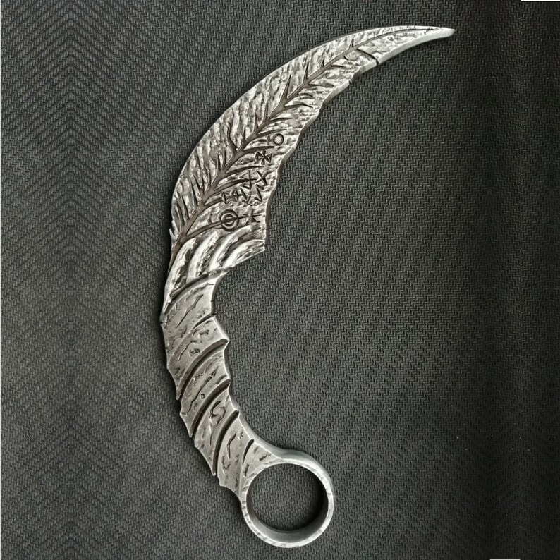 One of Steel Maze Blades Demon Knife Karambits Mazikeen Etsy