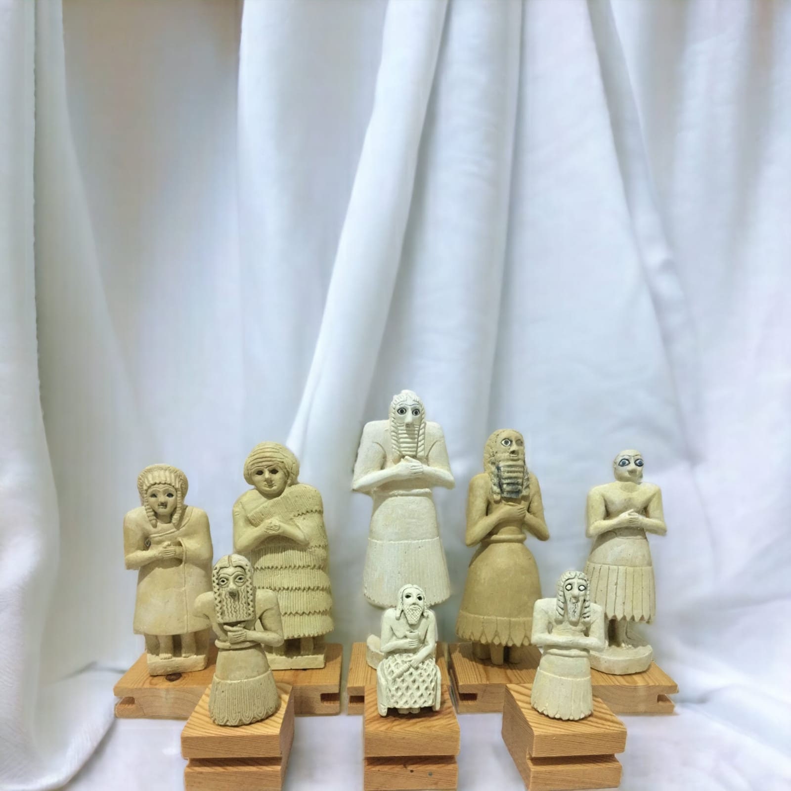 Standing Male Worshiper/sumerian Statue/babylonian Statue/ Sumerian