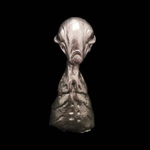 Gray alien statue desktop/ Ancient gods/ UFO/ X Files