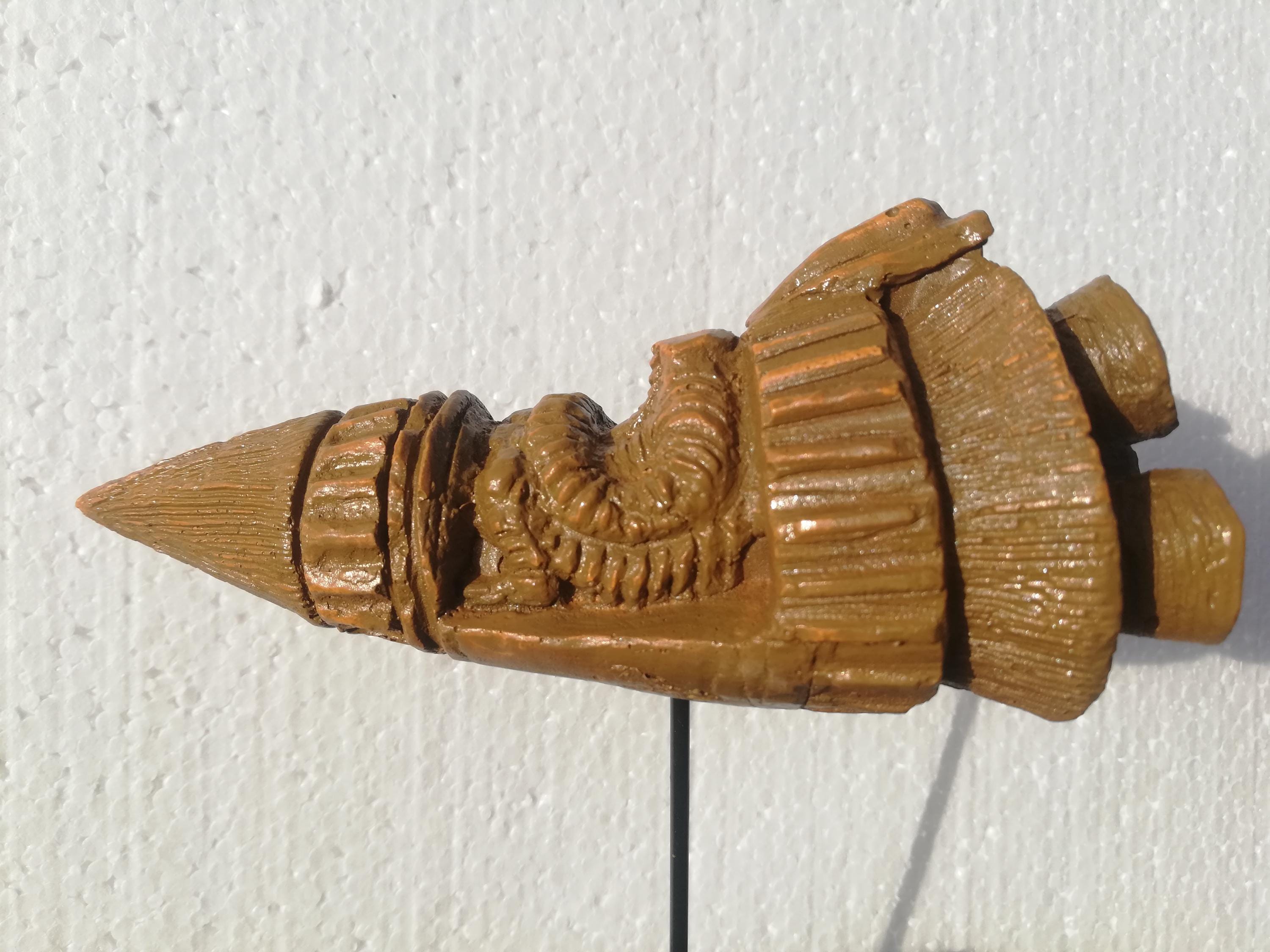 Toprak Kale Shuttle Spaceship Figurine: Istanbul's Rocket Man