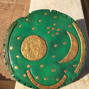 Nebra sky disc replica image 4