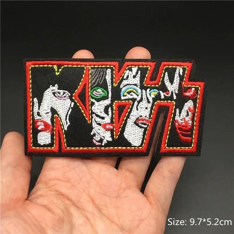 Rockmusik Aufnäher 'Gerächt Siebenfach' - Bestickter Patch Zum Aufbügeln Oder Annähen