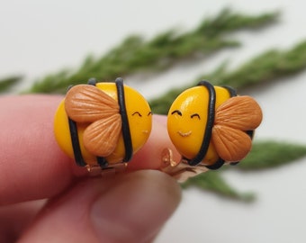 Boucles d'oreilles clip abeille pour fille Y3-8 | Adorables boucles d'oreilles non percées bourdons pour enfants | Premier clip d'oreille plat pour petites filles et tout-petits