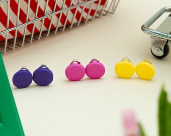 Petites puces d'oreilles rondes et lumineuses simples | à clip girly de couleur pastel pour oreille non percée | Petites filles, boucles d'oreilles à dos plat pour femmes