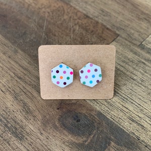 Orecchini a perno, Orecchini a perno in legno, Orecchini postali, Orecchini fatti a mano, Orecchini Boho, Orecchini donna, Orecchini con borchie in legno