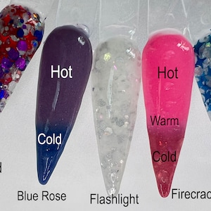 Blue Rose Thermal Dip Powder do trwałych i wyrazistych manicure - akrylowy proszek do zanurzania z kolorowym wzorem