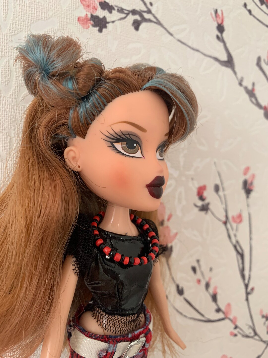 Dolls Red and Black Seed Bead Dolls/bratz/barbie/fashion Doll Necklace