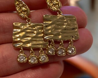 Goldene Hängeohrringe, hängende Ohrringe mit Anhänger Kristallohrringe, Geschenke für Frauen, bewegliche Ohrringe mit Kristallen, chandelier