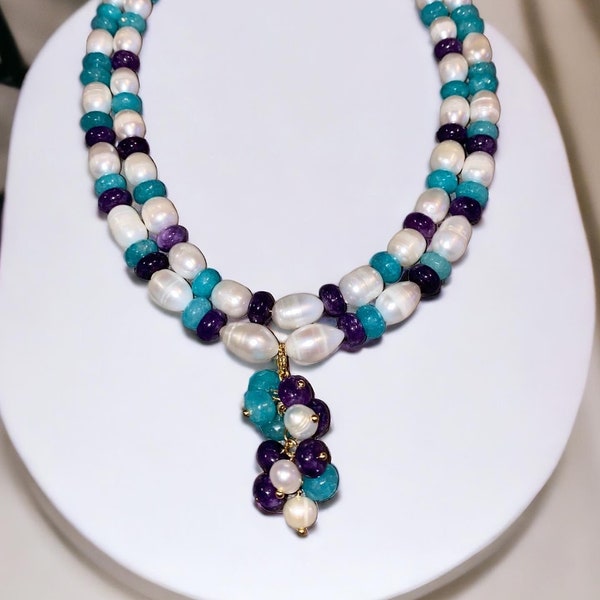 Massive Halskette aus Perlen und Chalzedon lange Perlenkette mit Anhänger Halskette aus Natursteinen 2 Reihe Geschenk Frau Hochzeitsgeschenk