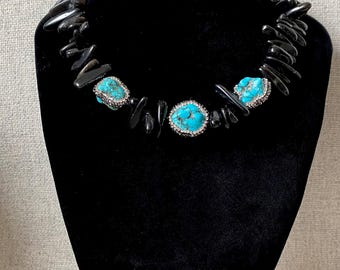 Edelstein Halskette mit schwarzem Obsidian und Türkis-Anhänger | Kristall-Schmuck für Spiritualität und Schutz, Unisex Geschenk Geburtsstein