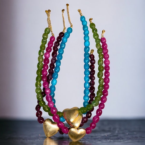 Geschenk Muttertag Bunte Halskette Herz Anhänger farbige Halskette mit grossem Herzanhänger gold Kette Natursteine mit Anhänger Chalzedon